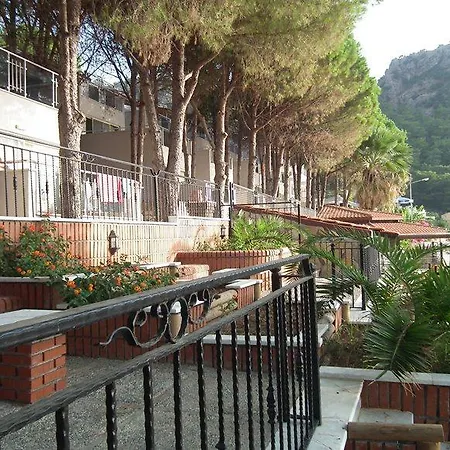 Hotel Dora Turunc 4*